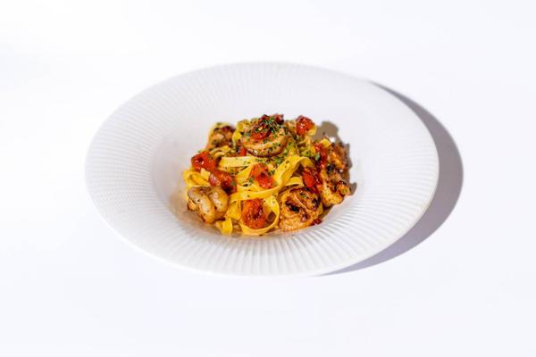 Tagliatelle cu Creveți